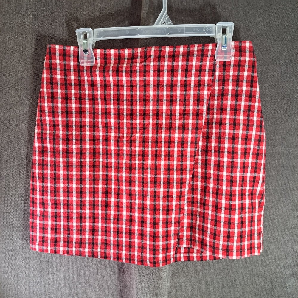 Hollister Red White Black Tartan Asymmetrical Faux Wrap Mini Skirt VG L